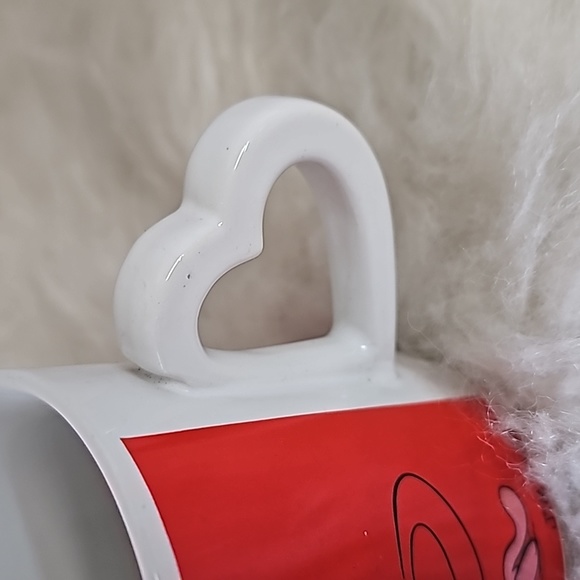 Vintage Garfield mug They call me Lightning Lips heart shaped handle Kissing Hug - Picture 3 of 9